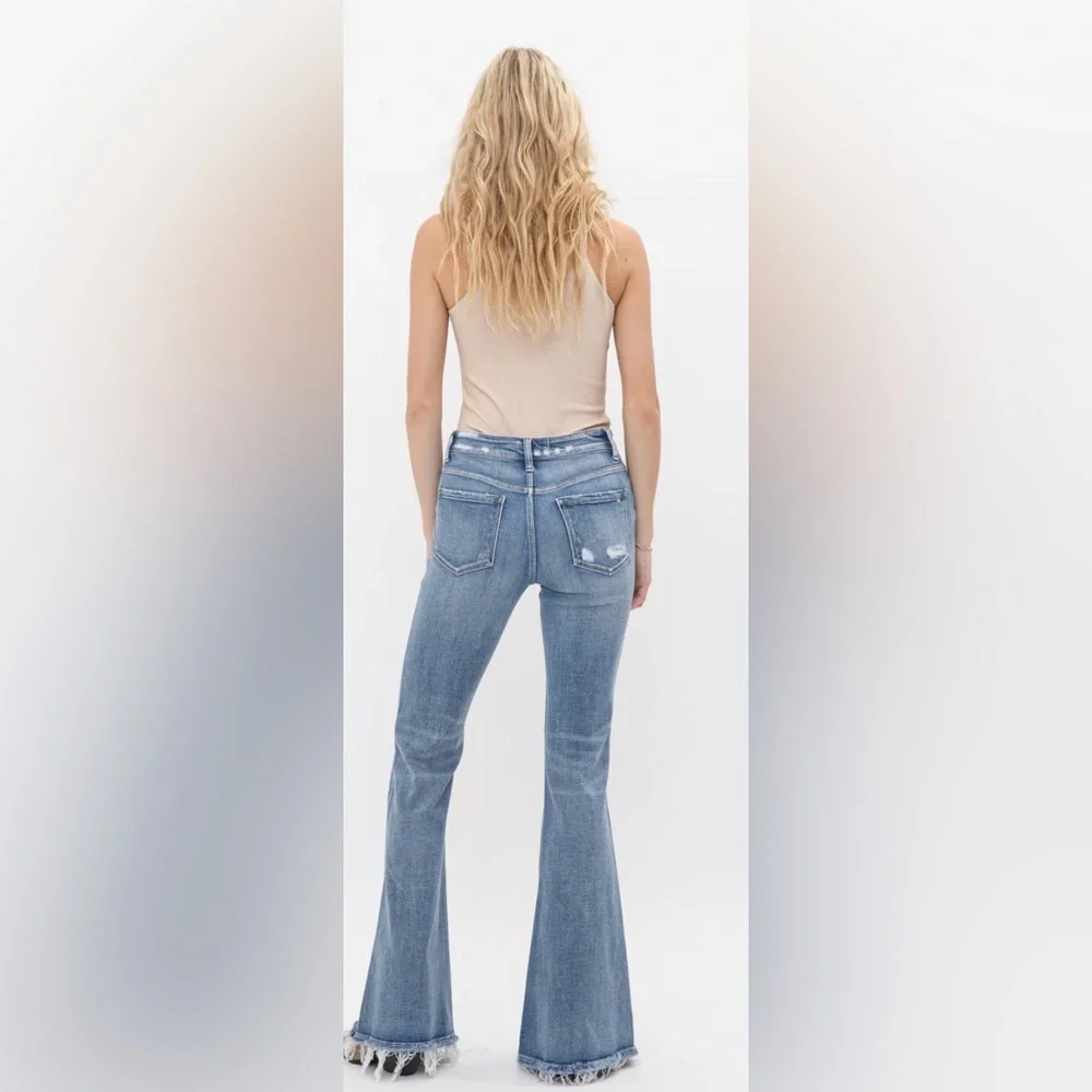 Mica mid rise flared distressed jean - Picture 3 of 8